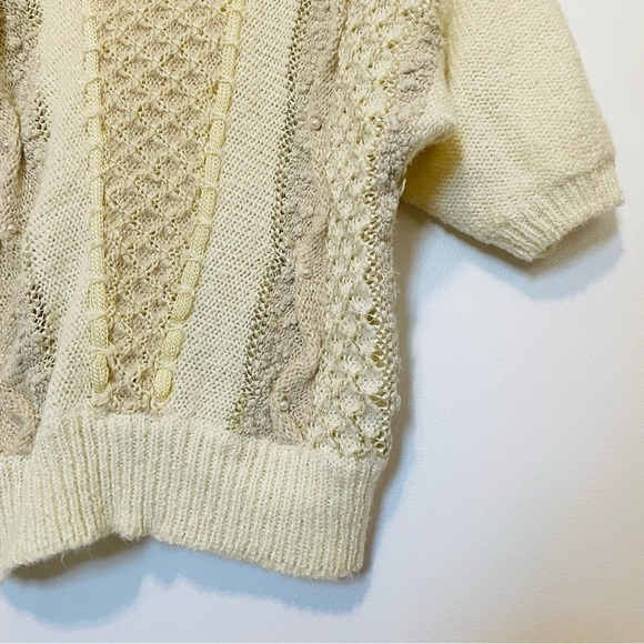 💫 80s Loose Knit Dolman Sleeve Creamy Pearl Beaded Detail Sweater - Picture 4 of 6